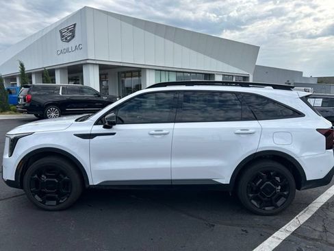 Used 2025 Kia Sorento SX AWD/4WD image 1