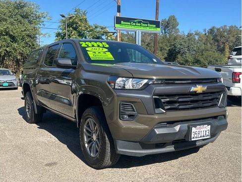 Used 2023 Chevrolet Colorado LT w/ LT Convenience Package AWD/4WD image 1