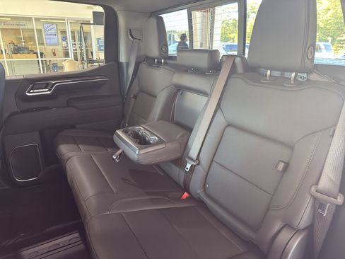 New 2026 Chevrolet Silverado 1500 LTZ w/ LTZ Premium Package image 6