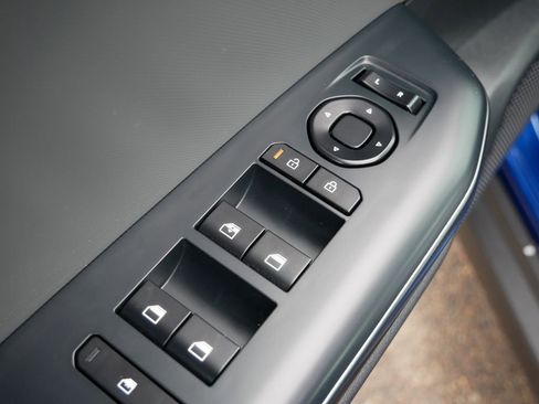 Used 2025 Kia K4 LXS image 16