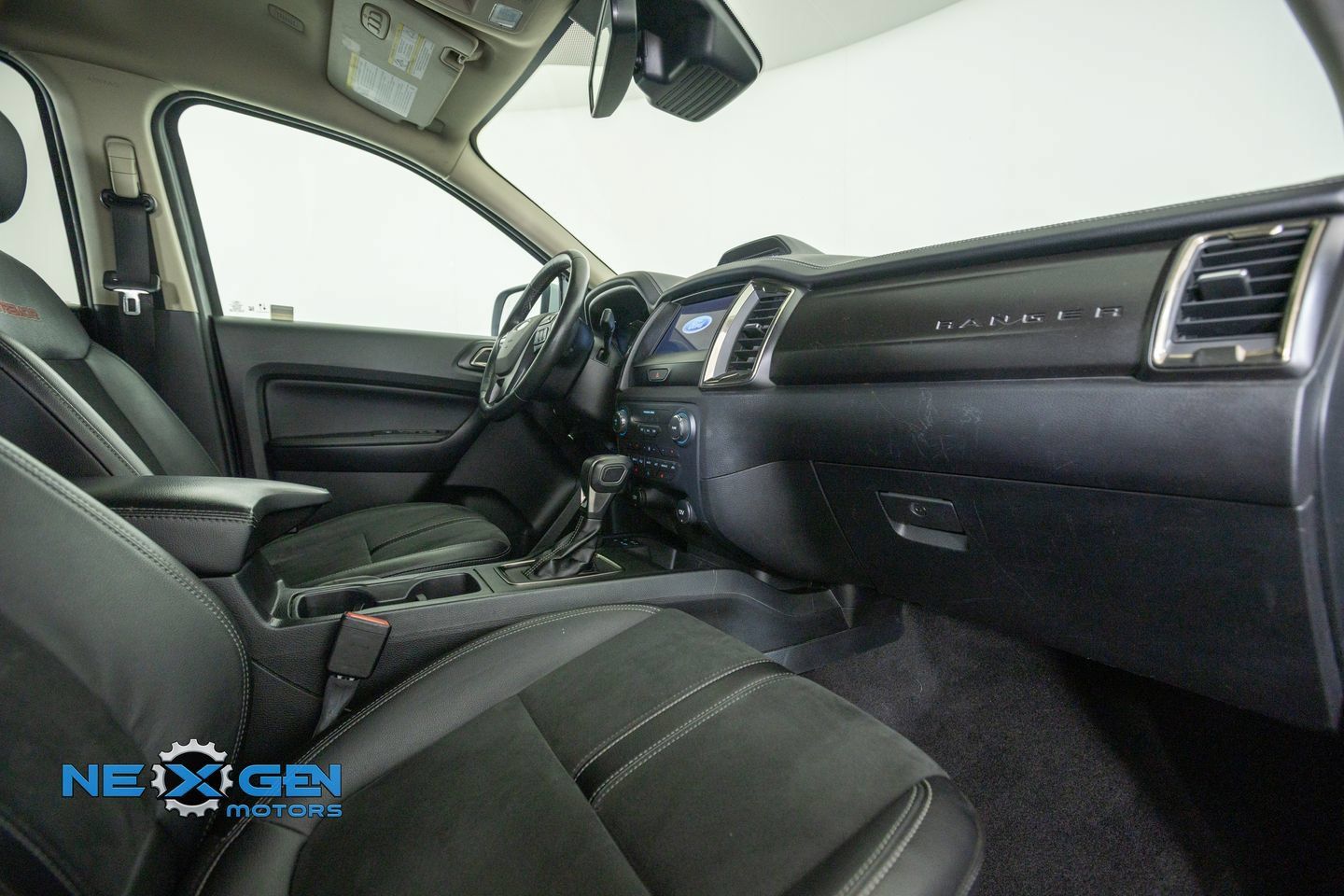 Used 2022 Ford Ranger Lariat w/ Tremor Off-Road Package AWD/4WD image 44