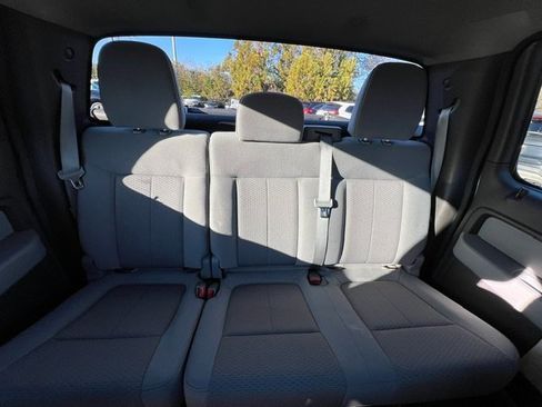 Used 2011 Ford F150 XLT w/ XLT Chrome Pkg image 12