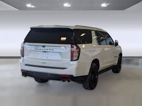 Used 2021 Chevrolet Suburban High Country w/ Premium Package image 9