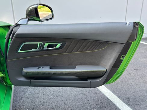Used 2018 Mercedes-Benz AMG GT R image 48