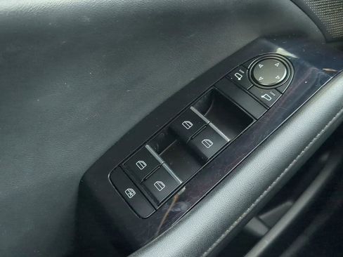 Used 2021 MAZDA MAZDA3 s image 11
