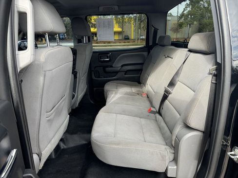 Used 2018 Chevrolet Silverado 1500 Custom RWD image 10