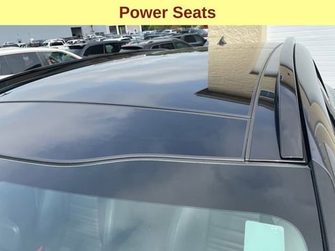 Used 2023 Kia Sportage SX image 9