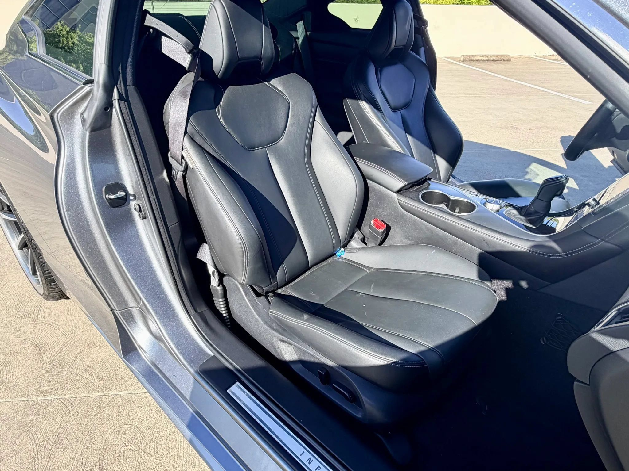 Used 2019 INFINITI Q60 3.0t w/ Cargo Package RWD image 35