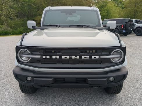 New 2026 Ford Bronco Outer Banks image 7