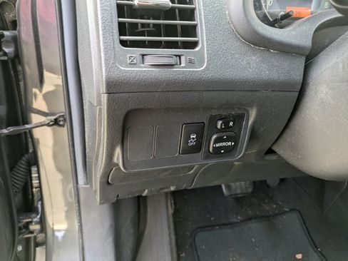 Used 2010 Toyota Corolla S image 13