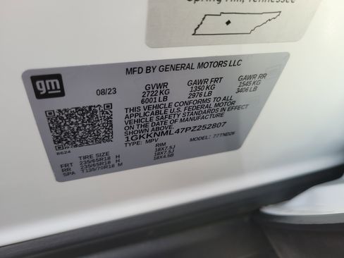 Used 2023 GMC Acadia SLT w/ Preferred Package image 31