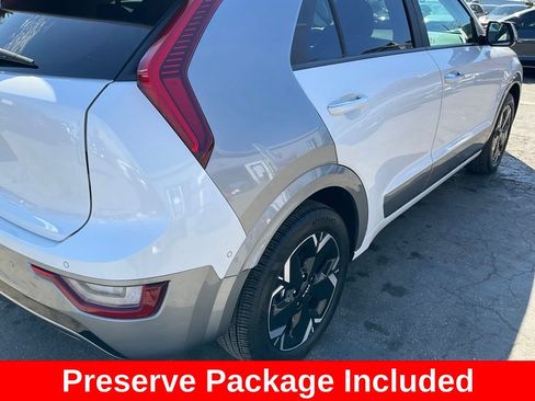 Used 2025 Kia Niro Wave w/ Wave Preserve Package FWD image 80