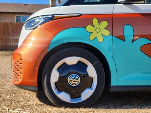 New 2025 Volkswagen ID. Buzz Pro S Plus image 8