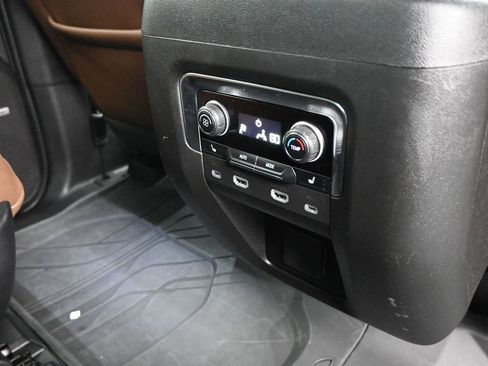 Used 2024 Chevrolet Tahoe High Country w/ Advanced Technology Package image 19