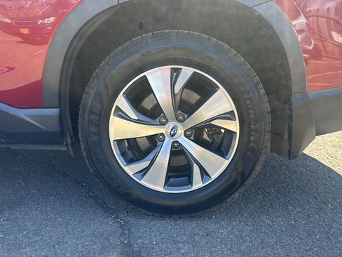 Used 2019 Subaru Ascent Premium image 44