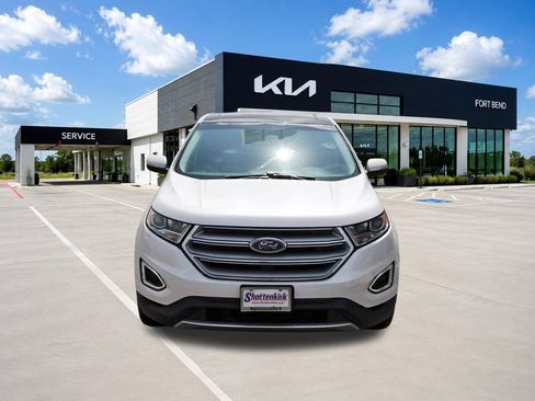 Used 2018 Ford Edge SEL w/ Equipment Group 201A FWD image 2
