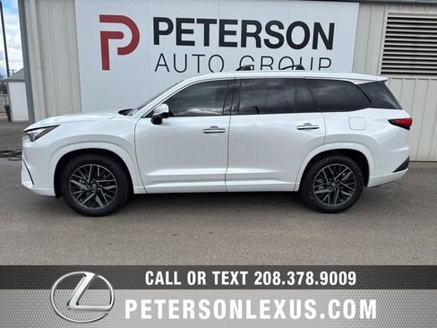 Used 2025 Lexus TX 350 AWD w/ Technology Package image 6