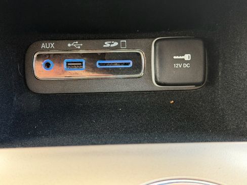 Used 2017 Jeep Grand Cherokee Laredo RWD image 20