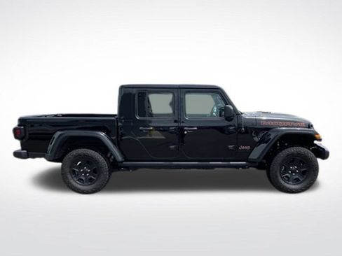 Used 2022 Jeep Gladiator Mojave w/ Cold Weather Group AWD/4WD image 9