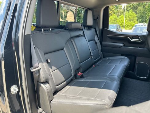 Used 2023 GMC Sierra 1500 SLT w/ SLT Premium Plus Package AWD/4WD image 19