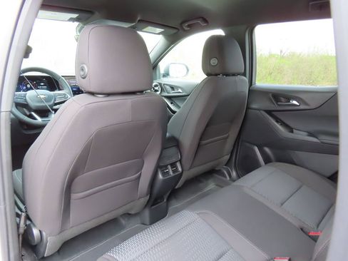 New 2026 Chevrolet Equinox LT AWD/4WD image 22