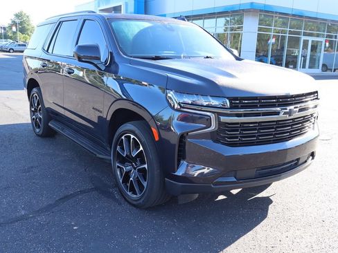 Used 2022 Chevrolet Tahoe RST AWD/4WD image 2