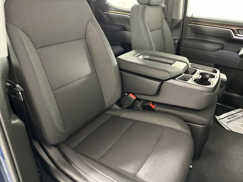 New 2026 GMC Sierra 1500 Elevation w/ LPO, Elevation Black Package AWD/4WD image 28