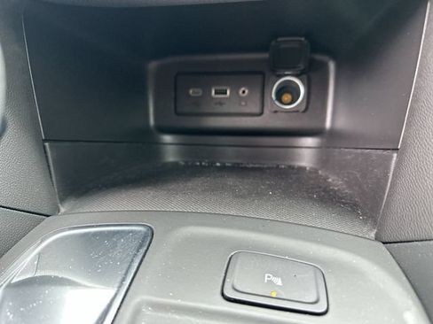 Used 2024 Chevrolet Equinox LT w/ LPO, Floor Liner Package FWD image 40