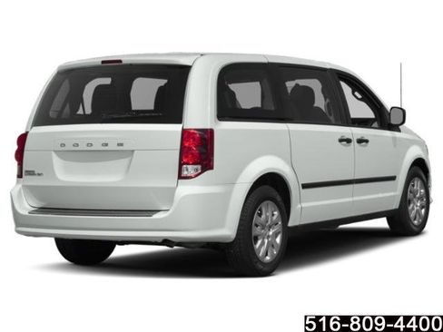 Used 2019 Dodge Grand Caravan GT image 6