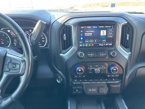 Used 2021 Chevrolet Silverado 2500 LTZ w/ Carhartt Edition image 18