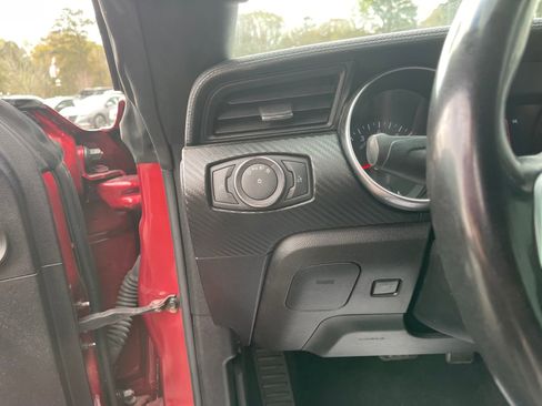 Used 2019 Ford Mustang Convertible w/ Black Accent Package image 15