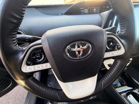 Used 2019 Toyota Prius Prime Plus image 12