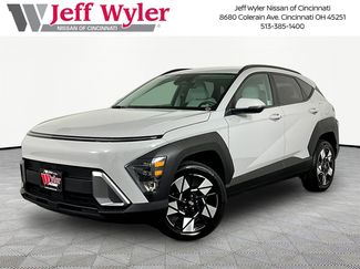 Used 2025 Hyundai Kona SEL AWD/4WD video 1