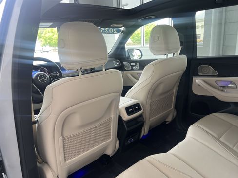 Certified 2025 Mercedes-Benz GLE 450e 4MATIC image 29