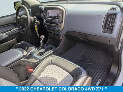 Used 2022 Chevrolet Colorado Z71 w/ Safety Package AWD/4WD image 28