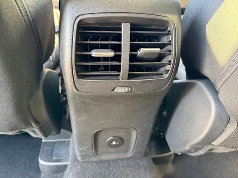 Used 2025 Ford Escape Active image 25