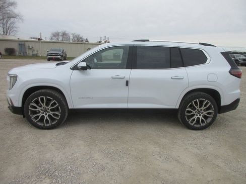 New 2026 GMC Acadia Denali Ultimate image 9