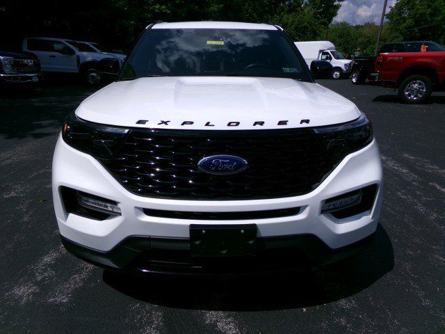 Certified 2023 Ford Explorer ST-Line w/ Class IV Trailer Tow Package AWD/4WD image 3