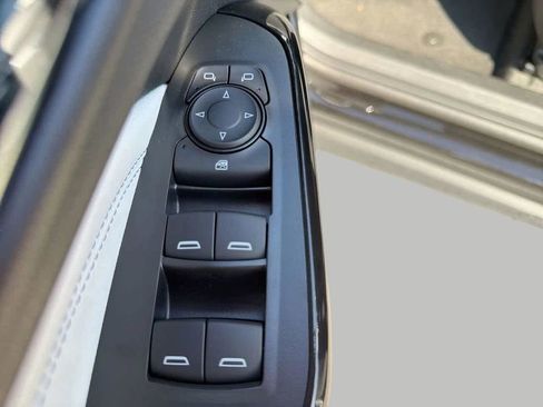 New 2026 Chevrolet Trax LT w/ Driver Confidence Package FWD image 15
