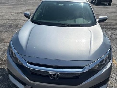 Used 2017 Honda Civic LX image 3