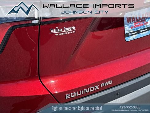 Used 2025 Chevrolet Equinox LT w/ Safety and Technology Package AWD/4WD image 11