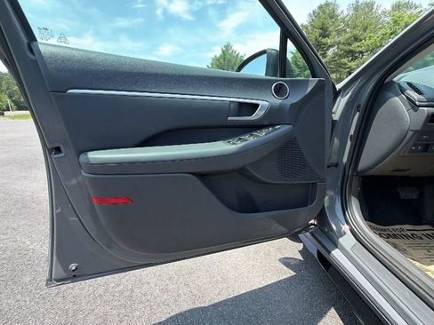 Used 2021 Hyundai Sonata SEL FWD image 17