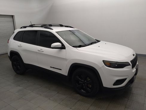 Used 2020 Jeep Cherokee Latitude Plus FWD image 11