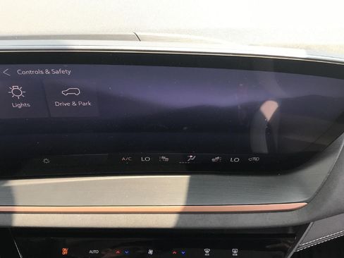 Used 2026 Buick Envision Sport Touring AWD/4WD image 28