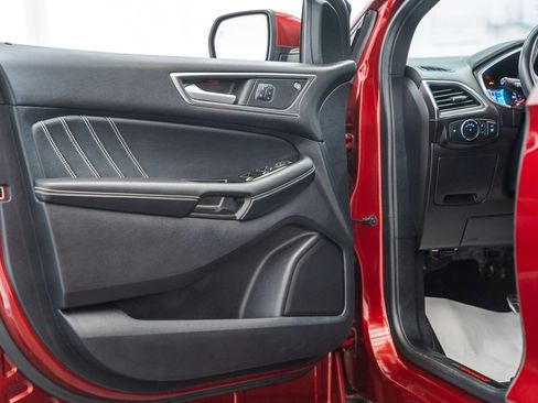 Used 2019 Ford Edge ST w/ Equipment Group 401A AWD/4WD image 44