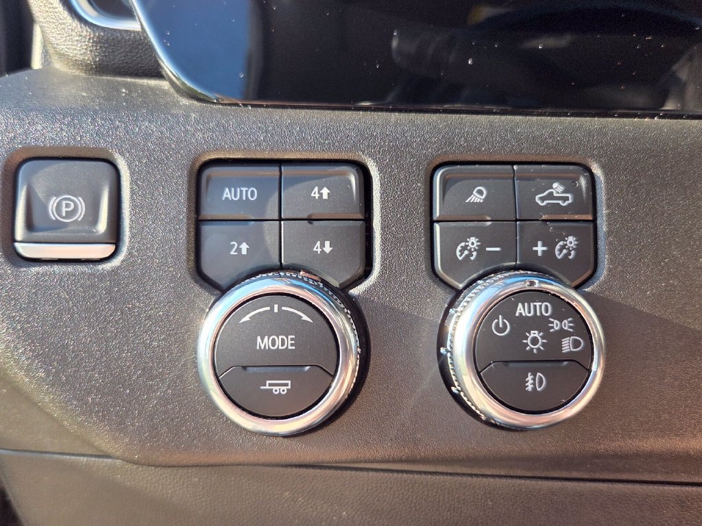 Used 2023 GMC Sierra 1500 SLT w/ SLT Premium Package AWD/4WD image 31
