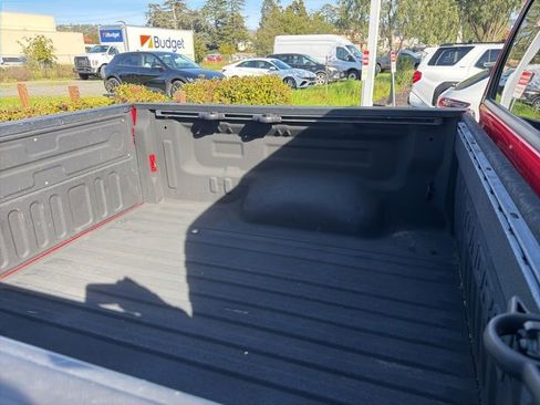 Used 2016 Toyota Tundra SR5 w/ SR5 Upgrade Package image 4