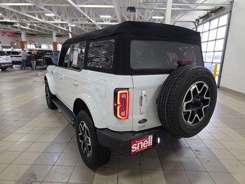 Used 2024 Ford Bronco Outer Banks image 3