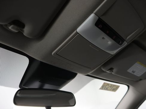 Used 2024 Nissan Sentra SV FWD image 12