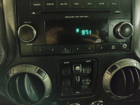 Used 2016 Jeep Wrangler Unlimited Sport w/ Quick Order Package 24S image 25